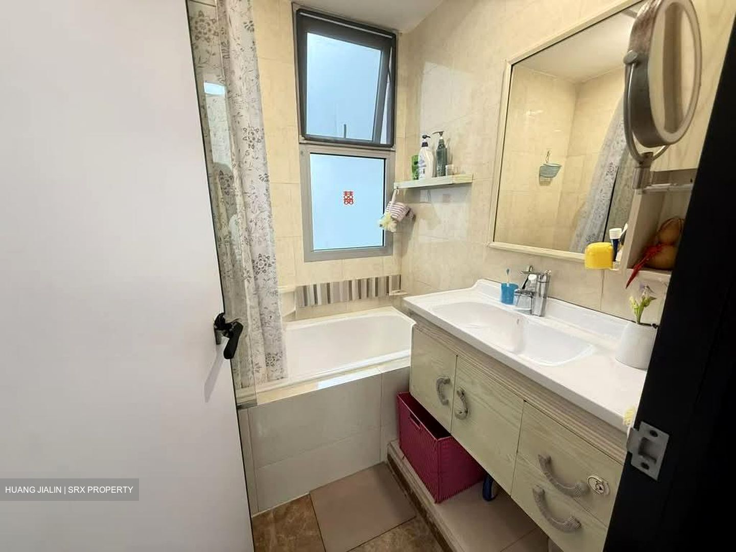 Hillview Regency (D23), Condominium #564092331